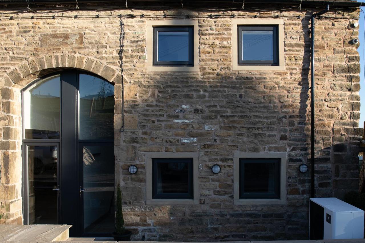 Unique Barn Conversion In Saddleworth 奥尔德姆 外观 照片