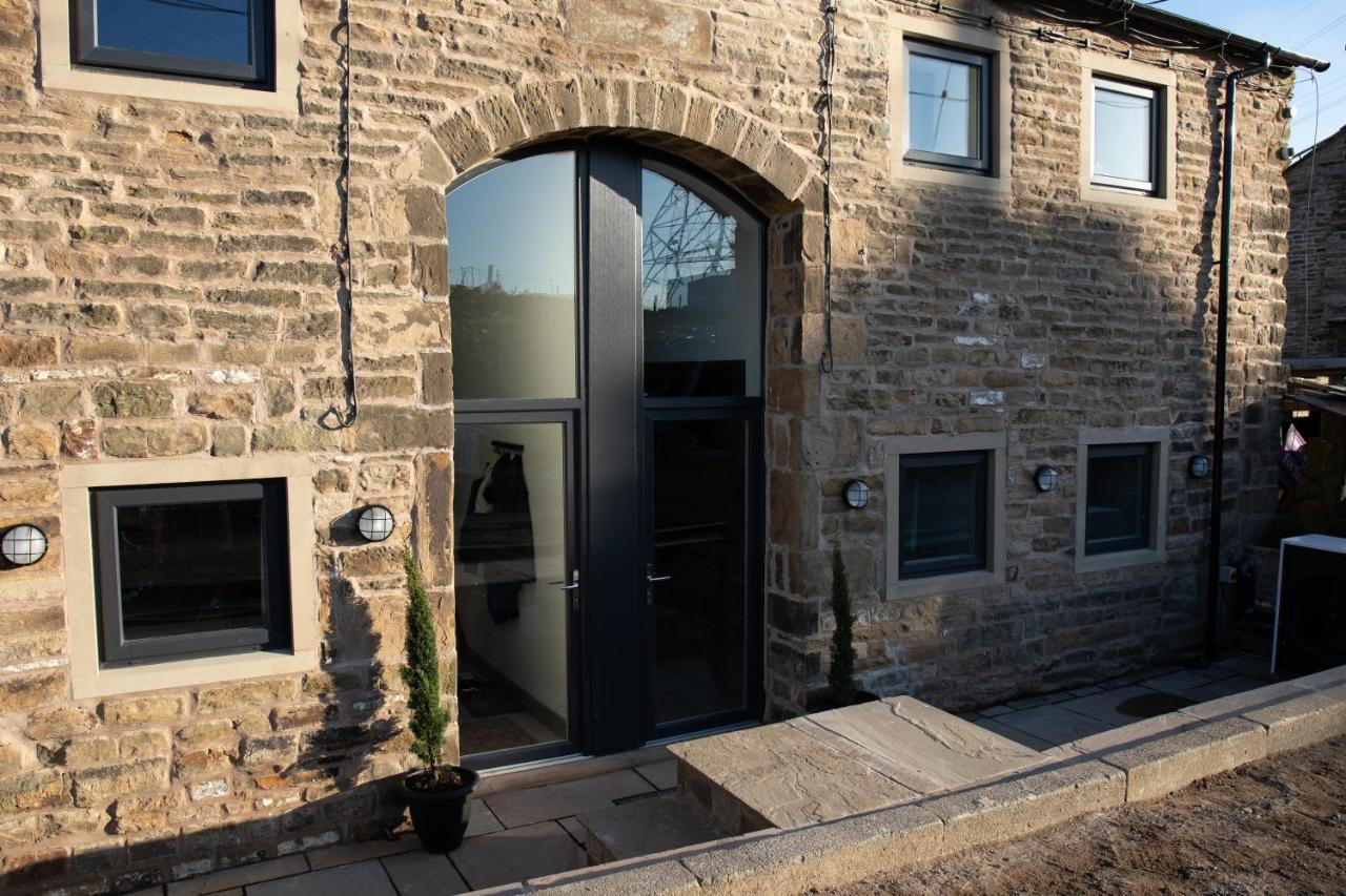 Unique Barn Conversion In Saddleworth 奥尔德姆 外观 照片