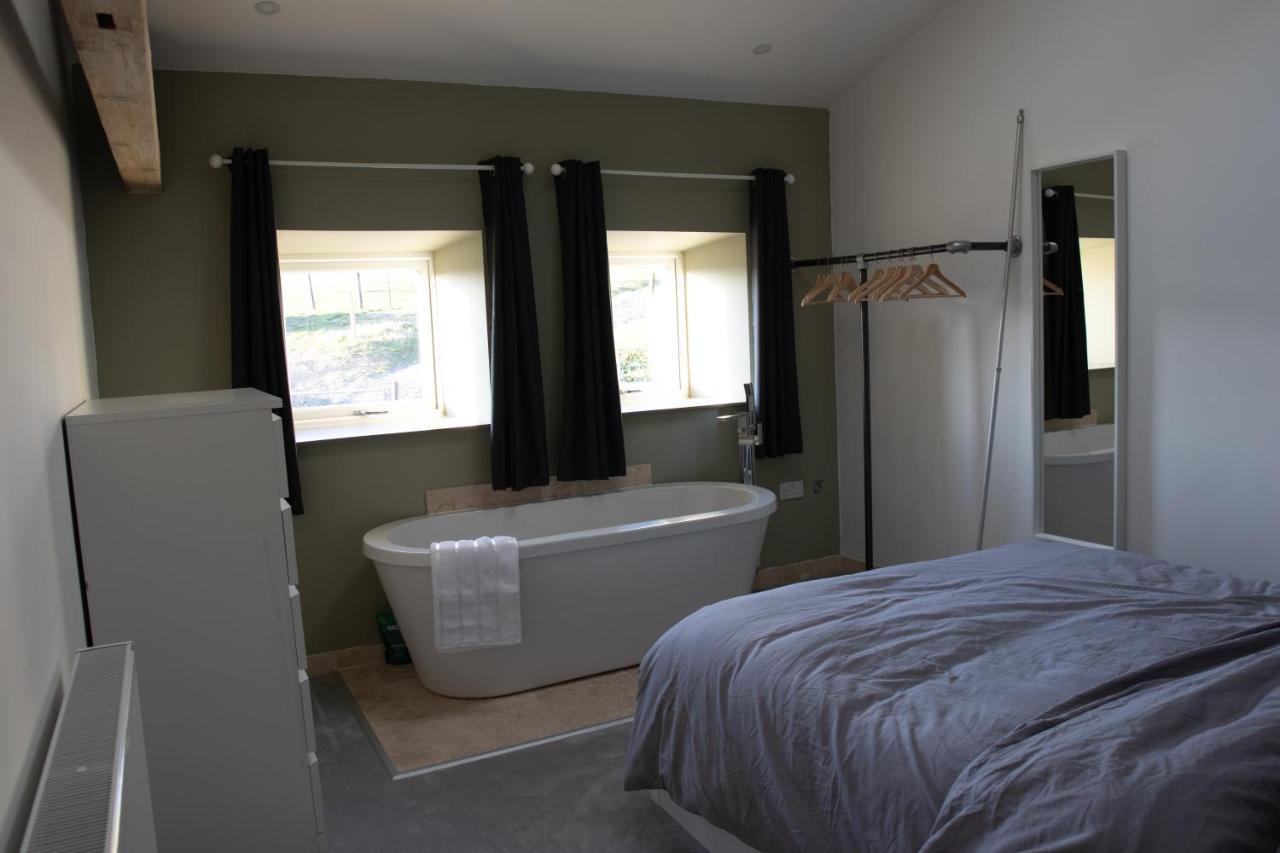 Unique Barn Conversion In Saddleworth 奥尔德姆 外观 照片