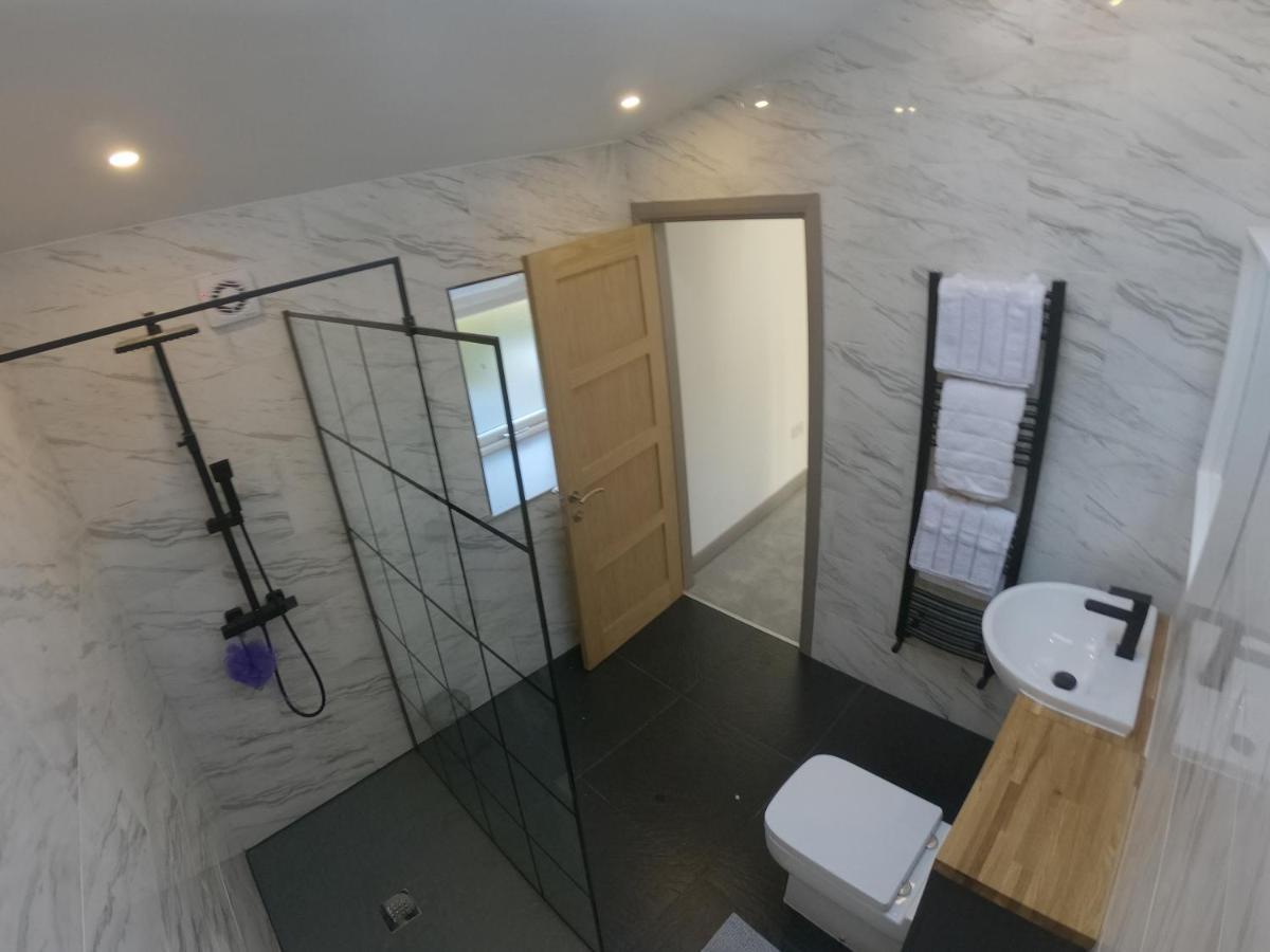 Unique Barn Conversion In Saddleworth 奥尔德姆 外观 照片
